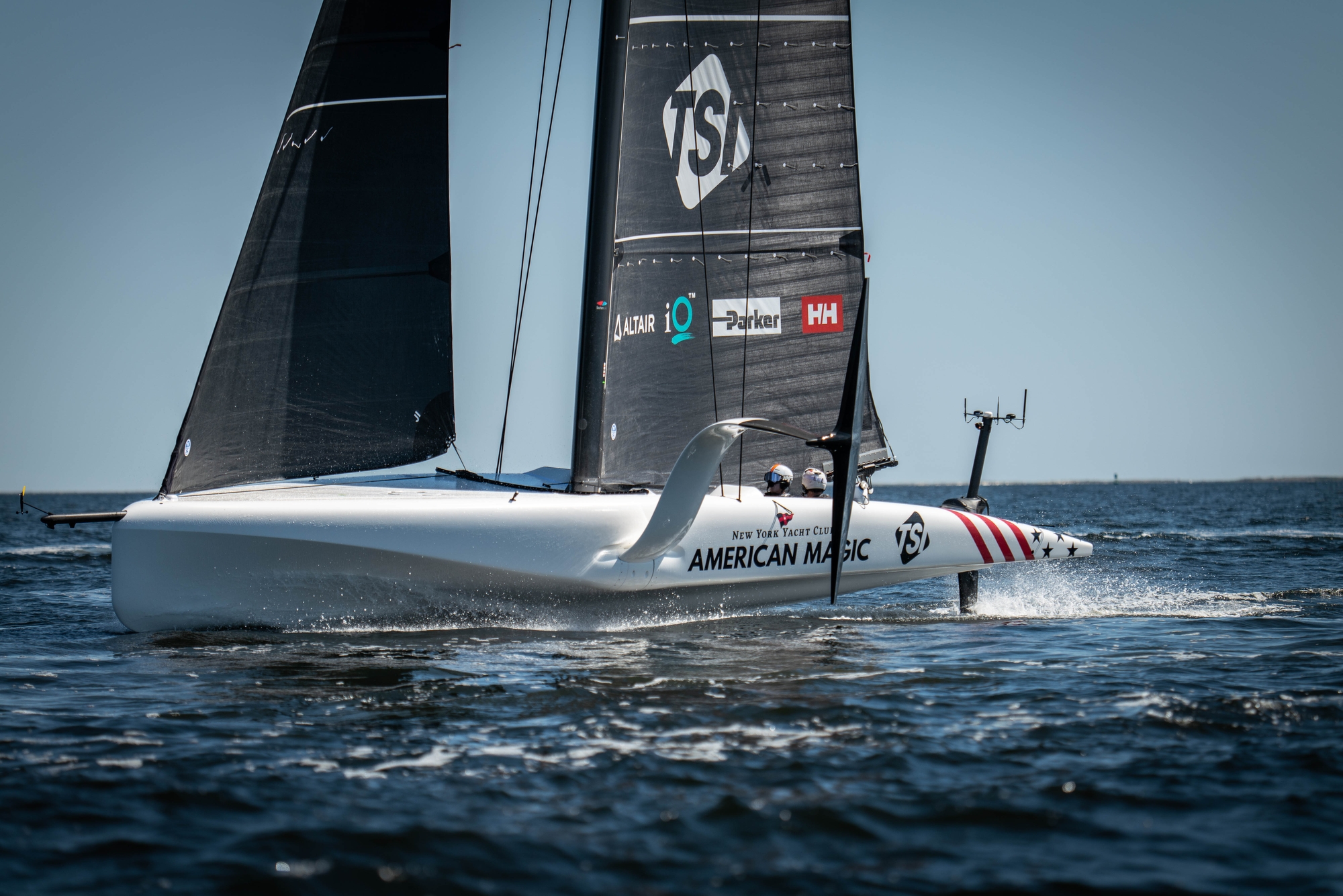 Transition Magic Image TRANSITION MAGIC - 37th America's Cup