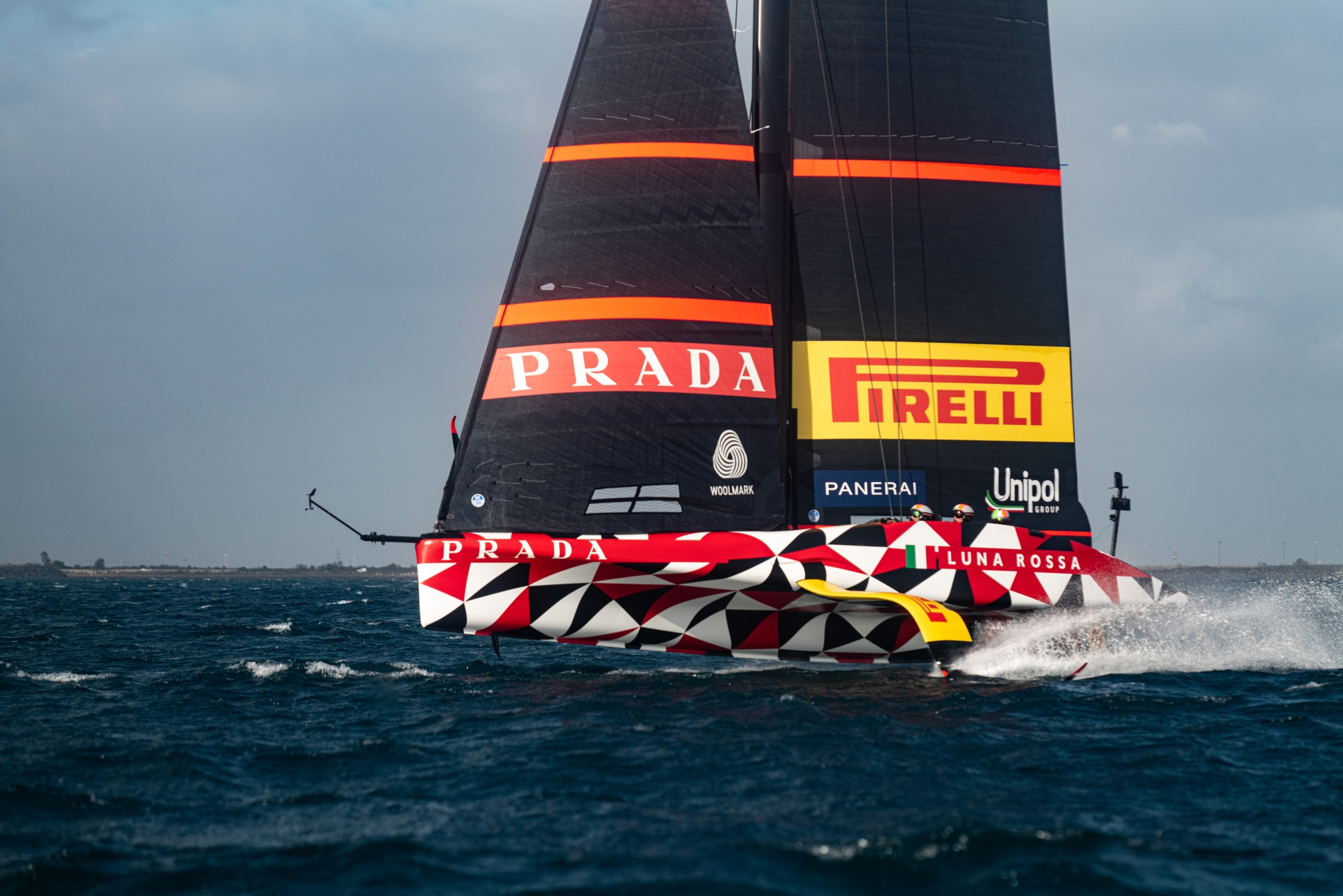 ALL ACTION ITALIANS SIGN OFF FOR CHRISTMAS IN STYLE - 37th