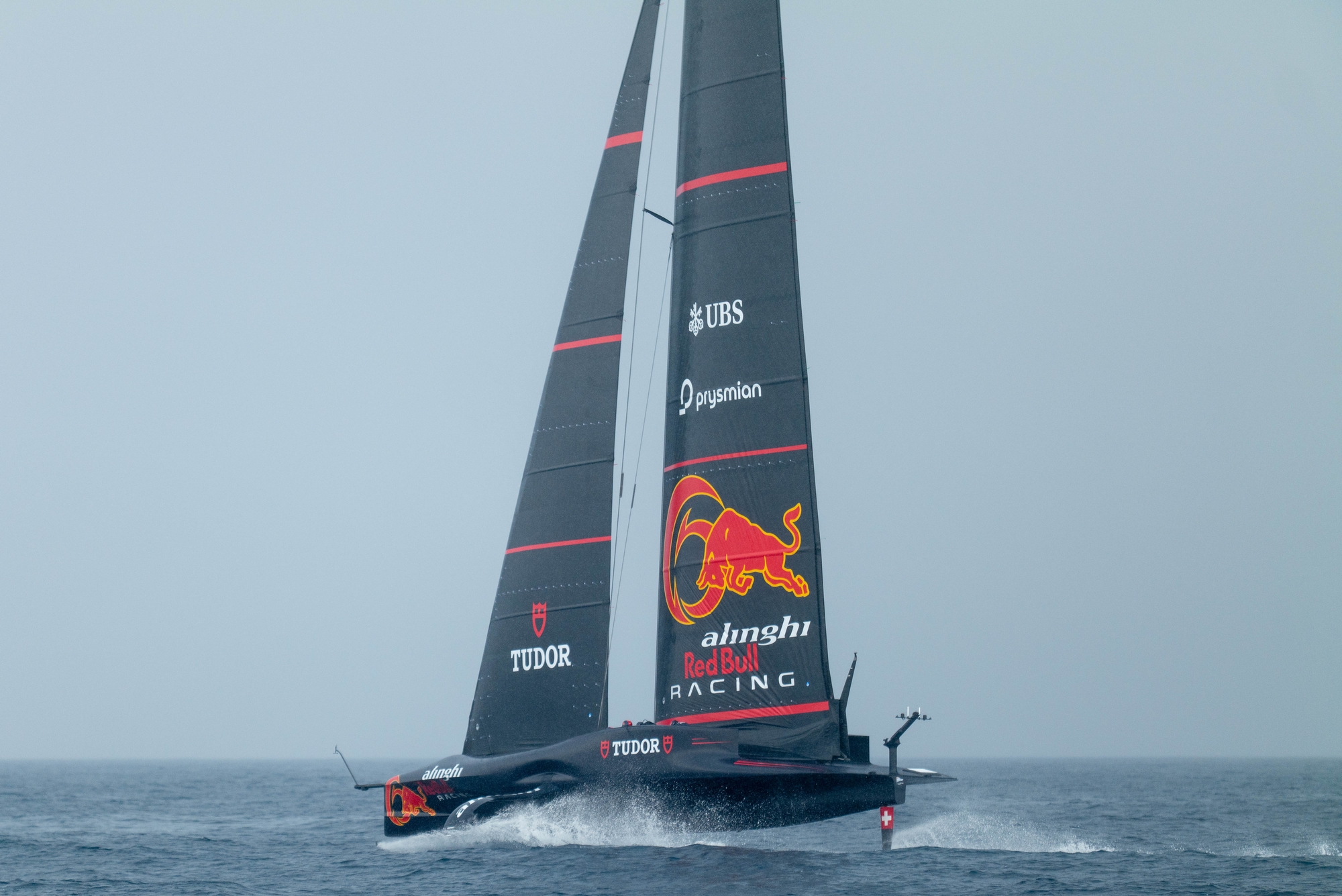 america's cup sailing yacht