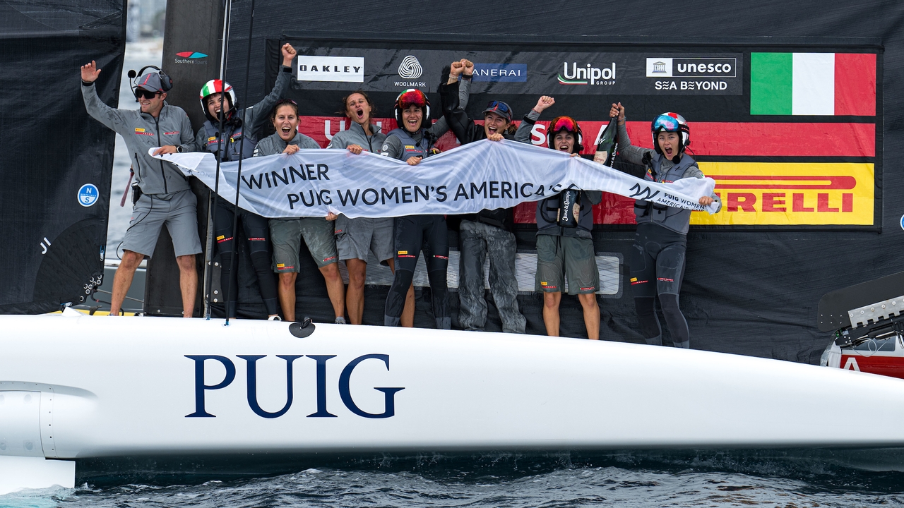 October 11, 2024. Puig Women's America's Cup, Final. WINNERS Luna Rossa Prada Pirelli Women's Team