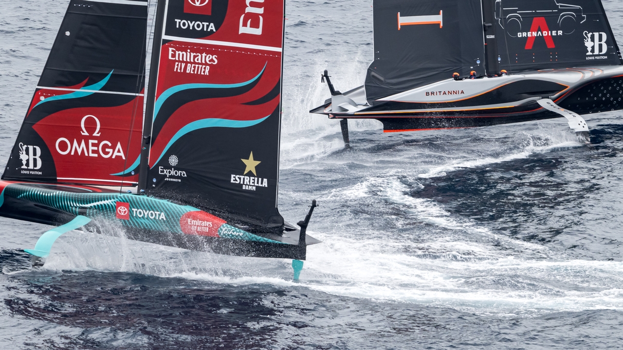 October 18, 2024. Louis Vuitton 37th America's Cup, Race Day 5. INEOS BRITANNIA, EMIRATES TEAM NEW ZEALAND