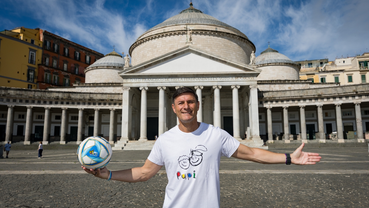 Napoli 15 Giugno 2026  Piazza ‘’del Plebiscito  Una Serata per Pupi ''  nella foto  Javier Zanetti 
(Photo by Alessandro Garofalo/LaPresse)