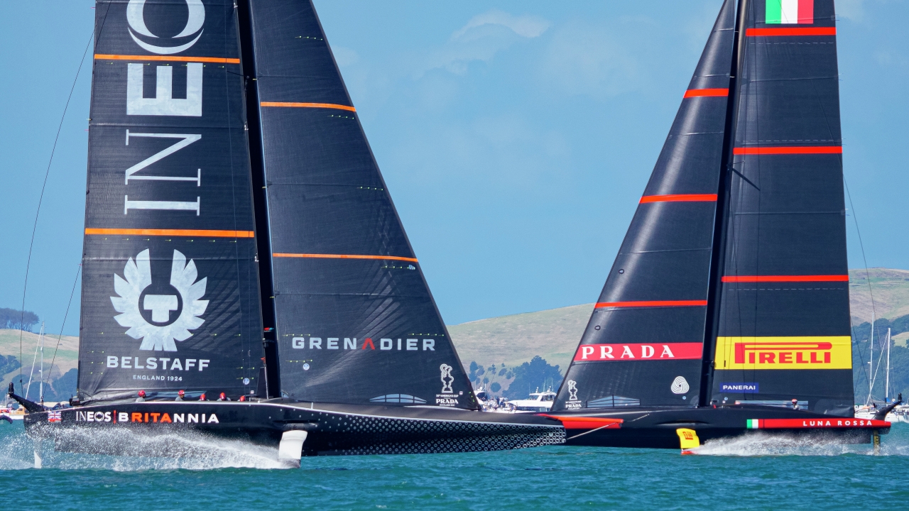 13/02/21 - Auckland (NZL)
36th America’s Cup presented by Prada
PRADA Cup 2021 - Final Day 1
Ineos Team UK, Luna Rossa Prada Pirelli Team