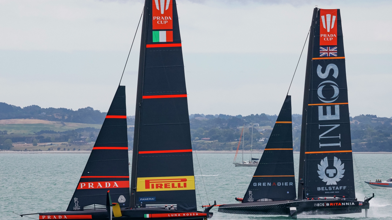 14/02/21 - Auckland (NZL)
36th America’s Cup presented by Prada
PRADA Cup 2021 - Final Day 2
Luna Rossa Prada Pirelli Team, Ineos Team UK