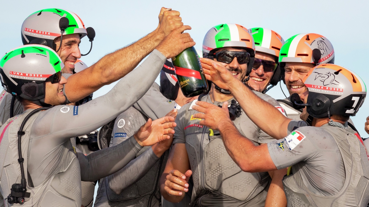 21/02/21 - Auckland (NZL)
36th America’s Cup presented by Prada
PRADA Cup 2021 - Final Day 4
Luna Rossa Prada Pirelli Team